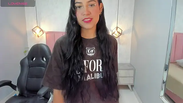 chelsyquinn online show from December 2025 04:22:01 AM