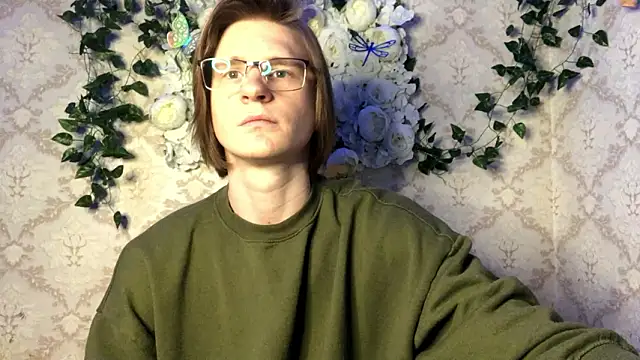 ArchiZuki69 online show from March 2026 06:33:01 PM