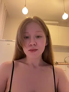 Snapshot of Eva_Weyne chatting on July 2026 12:24:01 AM Eva Weyne online show from July 2026 12:24:01 AM