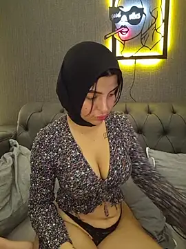 Esmertarcinim online show from December 2025 02:13:01 PM