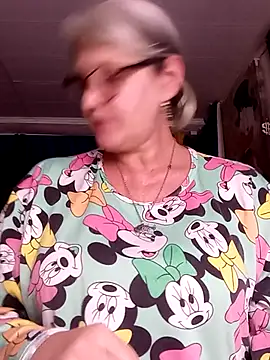 irinamaux online show from July 2026 12:28:01 AM