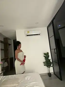 Snapshot of Brunettexio chatting on January 2025 12:55:01 AM Brunettexio online show from January 2025 12:55:01 AM