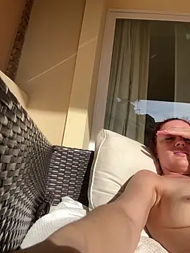 LexyGold online show from December 2025 01:50:02 PM