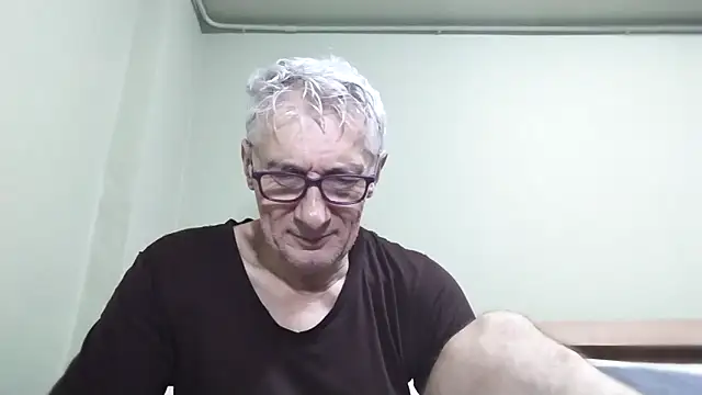 BIGUNCUTHARDCOCK online show from November 2025 01:29:01 AM