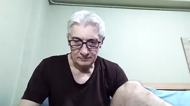 BIGUNCUTHARDCOCK online show from November 2025 01:27:02 AM