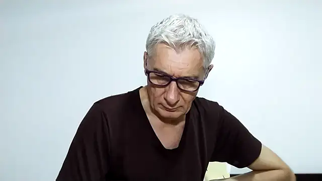 BIGUNCUTHARDCOCK online show from February 2026 01:01:02 AM