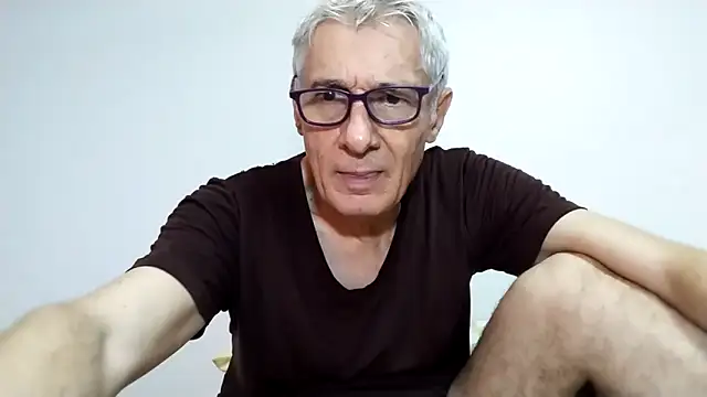 BIGUNCUTHARDCOCK online show from February 2026 01:56:02 AM