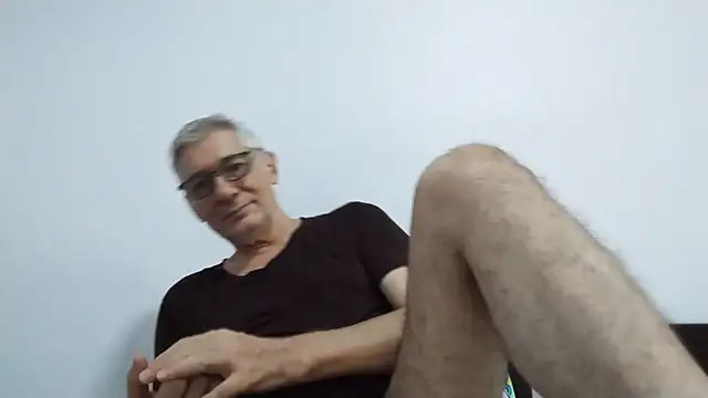 Snapshot of BIGUNCUTHARDCOCK chatting on June 2026 12:02:02 AM BIGUNCUTHARDCOCK online show from June 2026 12:02:02 AM