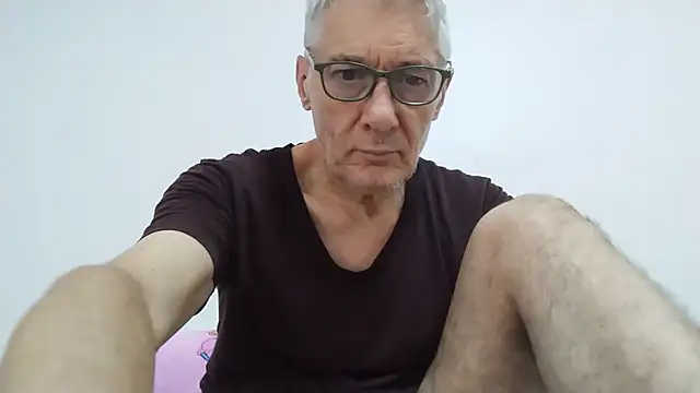 Snapshot of BIGUNCUTHARDCOCK chatting on June 2026 12:05:02 AM BIGUNCUTHARDCOCK online show from June 2026 12:05:02 AM