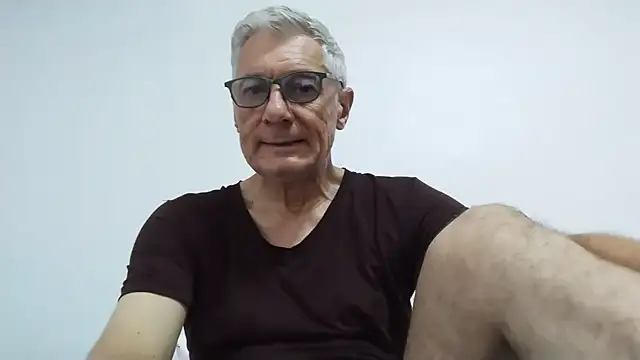 Snapshot of BIGUNCUTHARDCOCK chatting on June 2026 01:30:02 AM BIGUNCUTHARDCOCK online show from June 2026 01:30:02 AM