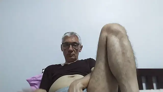 Snapshot of BIGUNCUTHARDCOCK chatting on July 2026 12:08:01 PM BIGUNCUTHARDCOCK online show from July 2026 12:08:01 PM