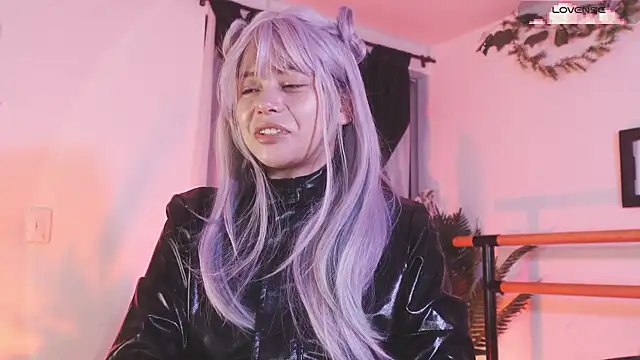 loIijanne online show from December 2024 02:43:01 AM