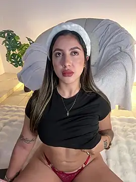 Snapshot of Sarapalmer1 chatting on March 2025 10:34:02 PM Sarapalmer1 online show from March 2025 10:34:02 PM