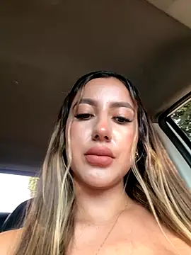 Snapshot of Sarapalmer1 chatting on October 2025 08:28:01 PM Sarapalmer1 online show from October 2025 08:28:01 PM