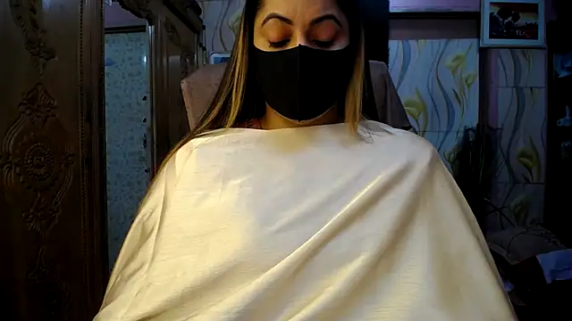 Snapshot of SohanaSabaSexy chatting on November 2025 05:24:01 PM SohanaSabaSexy online show from November 2025 05:24:01 PM