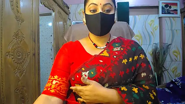 Snapshot of SohanaSabaSexy chatting on November 2025 05:46:02 PM SohanaSabaSexy online show from November 2025 05:46:02 PM