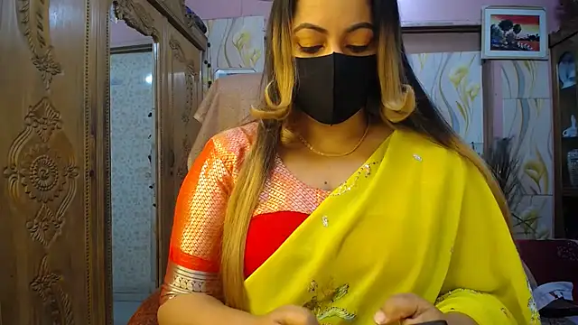 Snapshot of SohanaSabaSexy chatting on December 2025 01:00:01 AM SohanaSabaSexy online show from December 2025 01:00:01 AM