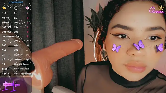 Queen Deepthroat online show from April 2026 11:13:02 PM