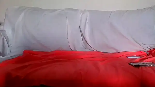 Snapshot of blondyruby chatting on September 2025 07:34:01 AM blondyruby online show from September 2025 07:34:01 AM