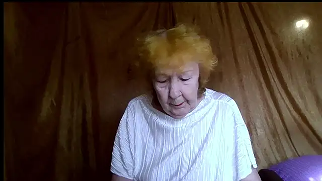 Snapshot of _Estelitta_5 chatting on August 2026 03:53:02 AM Estelitta 5 online show from August 2026 03:53:02 AM