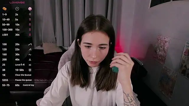 Snapshot of ashleyro1 chatting on November 2025 01:43:01 PM ashleyro1 online show from November 2025 01:43:01 PM