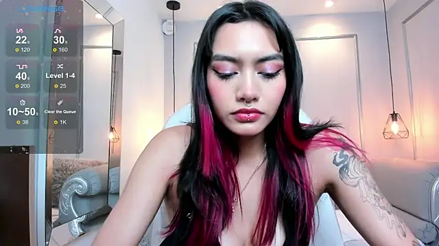 AzuraKindong online show from February 2025 07:22:02 PM