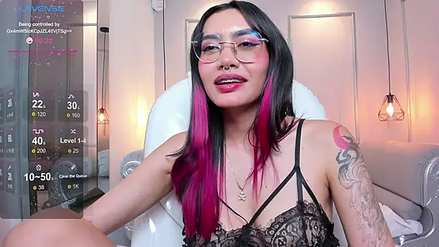 AzuraKindong online show from February 2025 01:26:01 AM