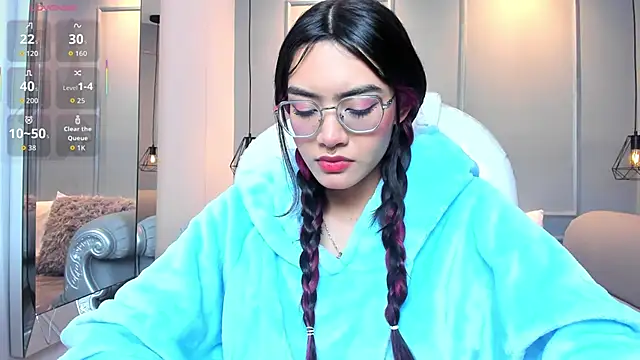 AzuraKindong online show from January 2026 07:26:01 PM