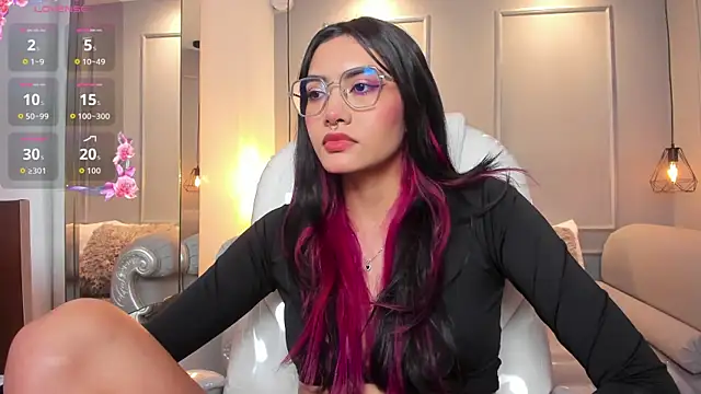 AzuraKindong online show from January 2026 07:18:01 PM