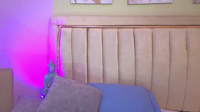 Snapshot of sophiia_grey_1 chatting on June 2026 10:38:02 PM sophiia grey 1 online show from June 2026 10:38:02 PM