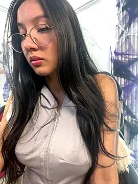 AnyaFloyd69 online show from October 2025 08:53:02 PM