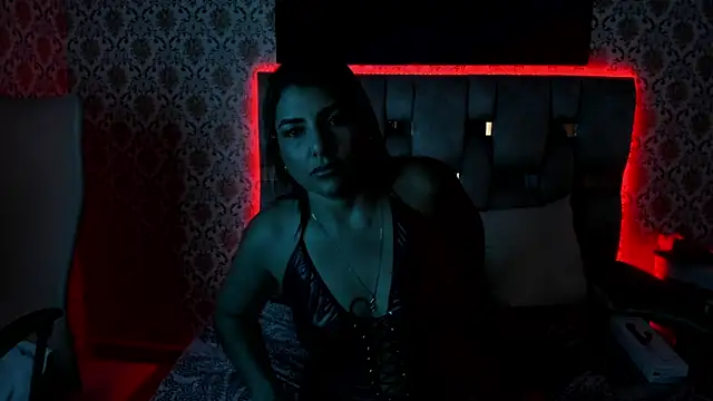 pervert milf04 online show from January 2025 12:55:01 AM