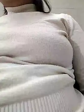 Husnpari20 online show from December 2024 01:43:02 PM