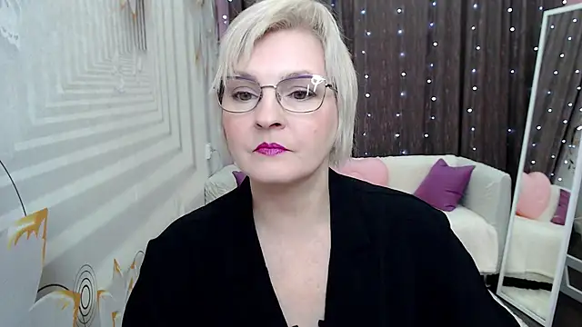 BlondeBrilliant7 online show from January 2025 05:38:01 AM