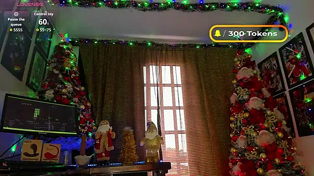 Snapshot of Romynahotx chatting on December 2025 08:38:02 PM Romynahotx online show from December 2025 08:38:02 PM