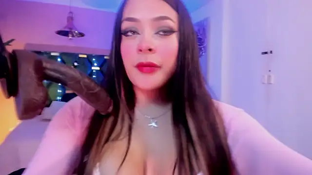 Red lady online show from January 2026 03:44:01 AM