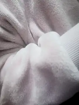 Snapshot of -Almira- chatting on December 2024 09:19:02 PM -Almira- online show from December 2024 09:19:02 PM