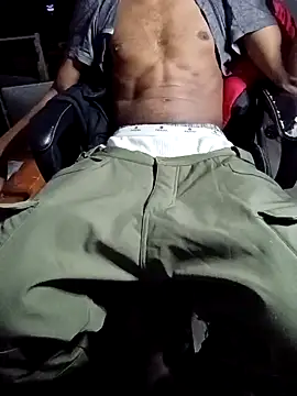 Maastercumm online show from December 2025 07:03:01 AM