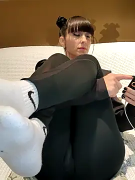 Melody87 online show from November 2025 09:16:01 PM