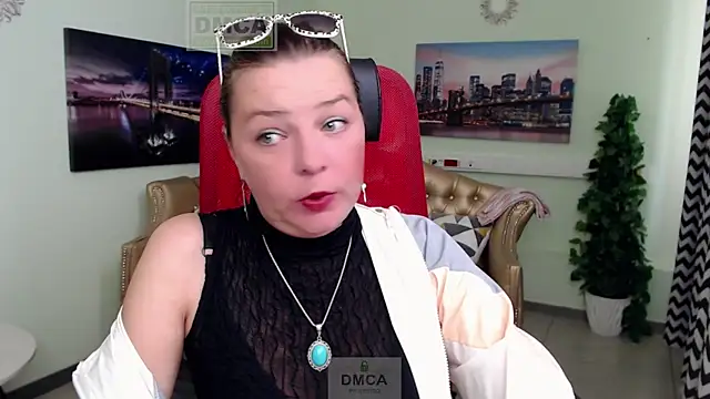 Snapshot of Lily_flower7 chatting on June 2026 11:14:01 AM Lily flower7 online show from June 2026 11:14:01 AM