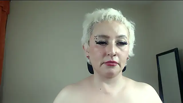 FRANCHEZKA online show from June 2026 02:02:02 AM