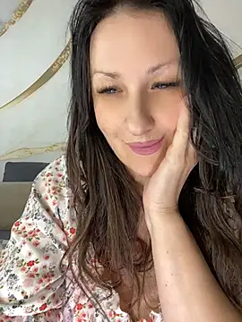 Katie-n online show from August 2026 07:44:02 AM