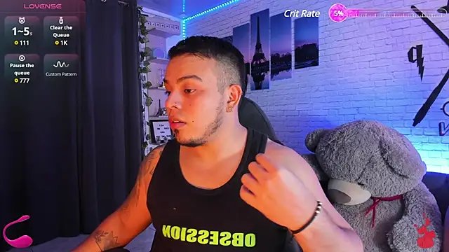 Snapshot of Naughty_Charly chatting on January 2025 01:10:01 AM Naughty Charly online show from January 2025 01:10:01 AM