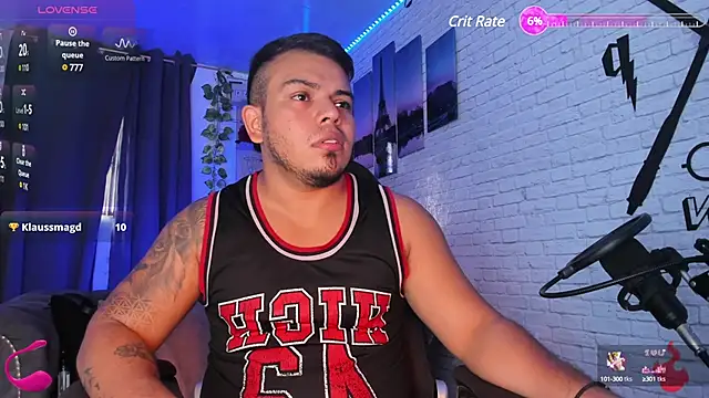 Snapshot of Naughty_Charly chatting on February 2025 03:20:02 PM Naughty Charly online show from February 2025 03:20:02 PM