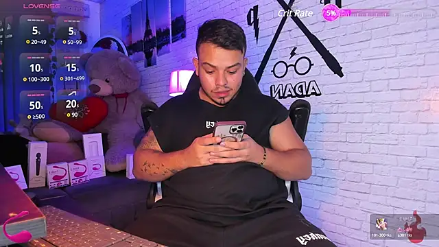 Snapshot of Naughty_Charly chatting on February 2025 07:44:01 PM Naughty Charly online show from February 2025 07:44:01 PM