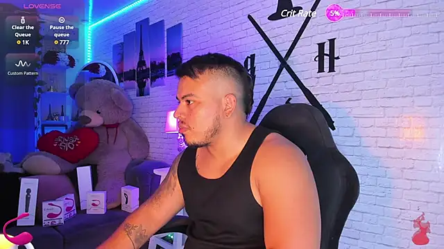 Snapshot of Naughty_Charly chatting on February 2025 06:57:02 PM Naughty Charly online show from February 2025 06:57:02 PM