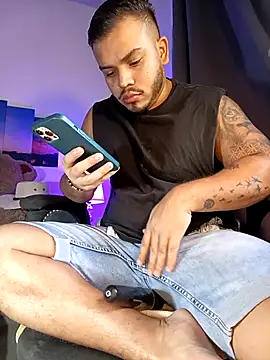 Snapshot of Naughty_Charly chatting on September 2025 12:19:01 PM Naughty Charly online show from September 2025 12:19:01 PM