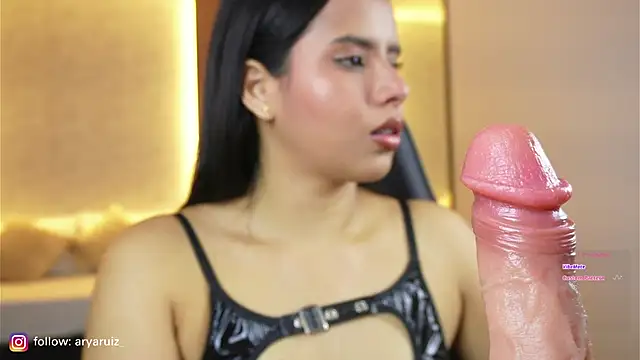 arya ruizz online show from October 2025 01:51:01 PM