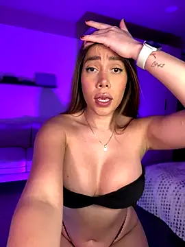 Snapshot of Condes_carmen chatting on November 2025 12:17:01 PM Condes carmen online show from November 2025 12:17:01 PM