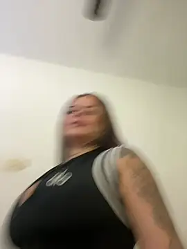 ivanna rivera online show from February 2026 07:18:01 PM